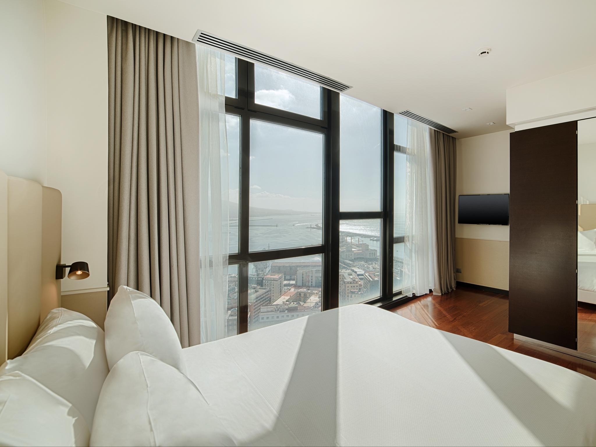 Hotel Nh Napoli Panorama Exteriér fotografie