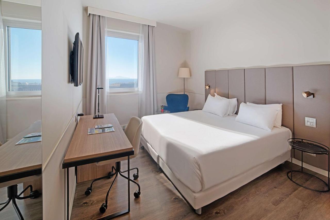 Hotel Nh Napoli Panorama Exteriér fotografie